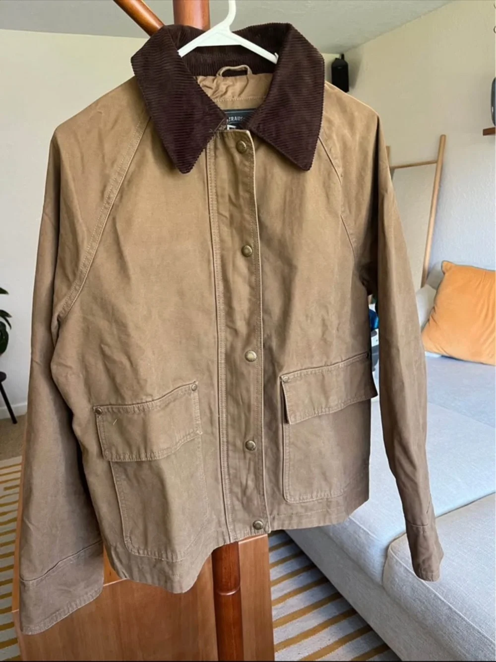 Levi's Women's Barn Utility Jacket in Brown with Corduroy Collar